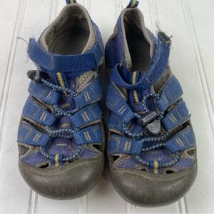 Kids Blue Outdoor Sandals kids size 2